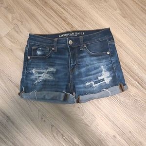 American Eagle Midi shorts